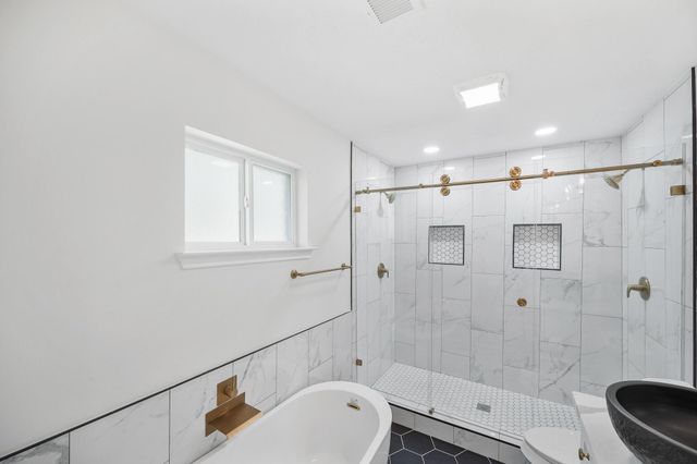 10602 Glenfield Court, Houston, TX 77096