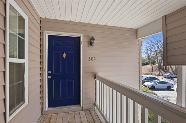 382 Teal Court, Roswell, GA 30076