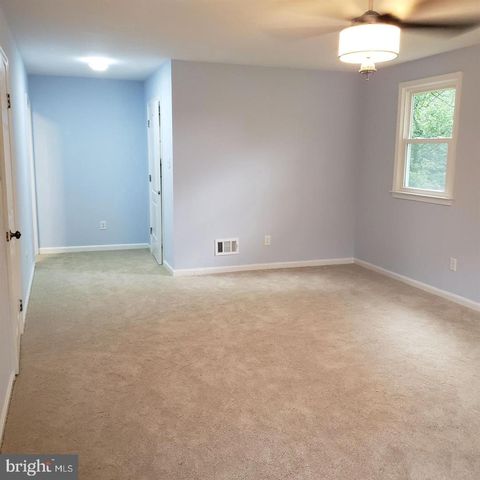 1113 E PATUXENT DR, La Plata, MD 20646