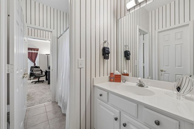 1409 Johns Meadows Cv, Hermitage, TN 37076