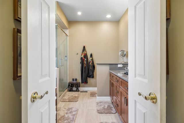 1409 Johns Meadows Cv, Hermitage, TN 37076
