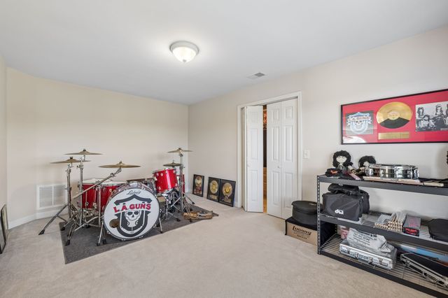 1409 Johns Meadows Cv, Hermitage, TN 37076