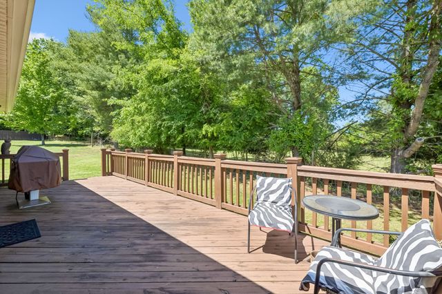 1409 Johns Meadows Cv, Hermitage, TN 37076