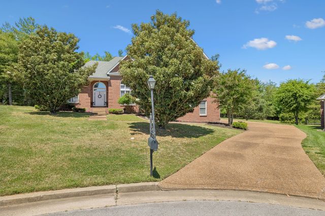 1409 Johns Meadows Cv, Hermitage, TN 37076