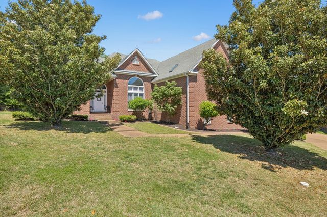 1409 Johns Meadows Cv, Hermitage, TN 37076