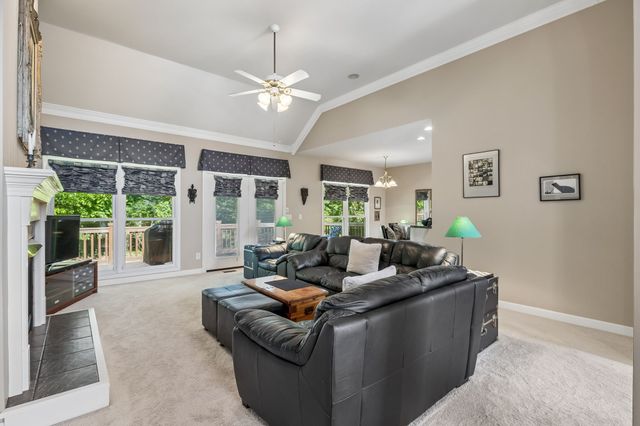 1409 Johns Meadows Cv, Hermitage, TN 37076