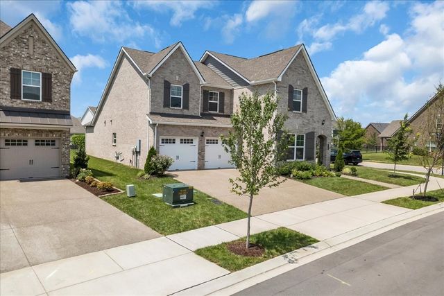 4000 Singing Creek Dr, Franklin, TN 37064