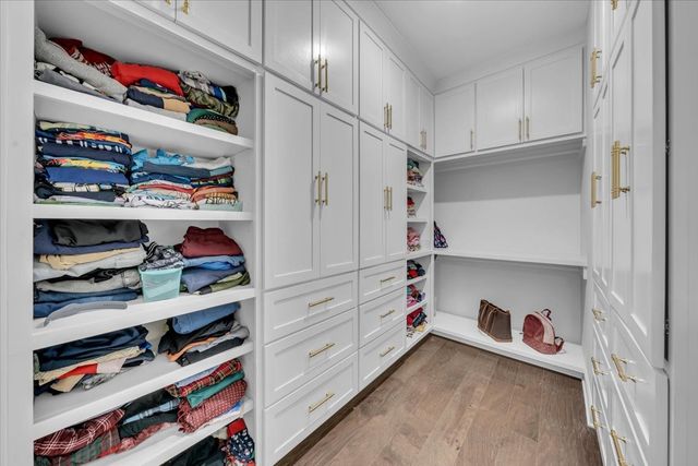 4000 Singing Creek Dr, Franklin, TN 37064