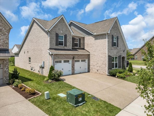 4000 Singing Creek Dr, Franklin, TN 37064