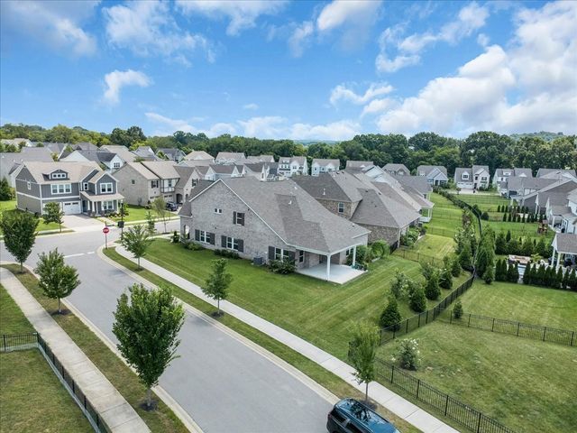 4000 Singing Creek Dr, Franklin, TN 37064