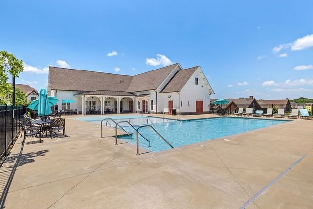4000 Singing Creek Dr, Franklin, TN 37064