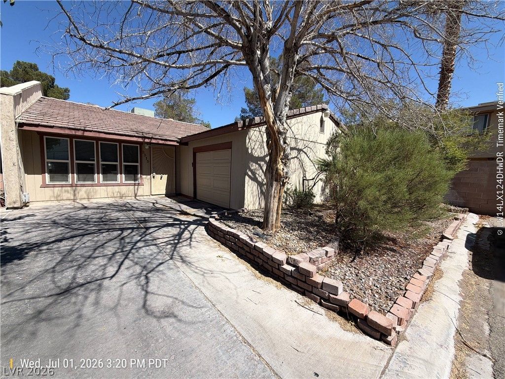 2313 Ragland Street, Las Vegas, NV 89108