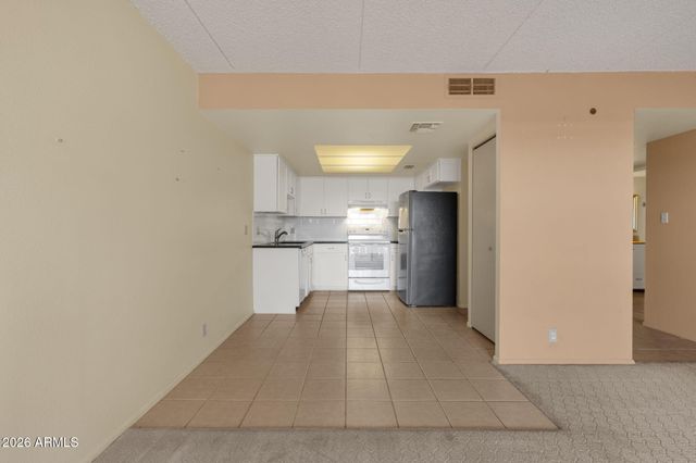 7830 E CAMELBACK Road 706, Scottsdale, AZ 85251