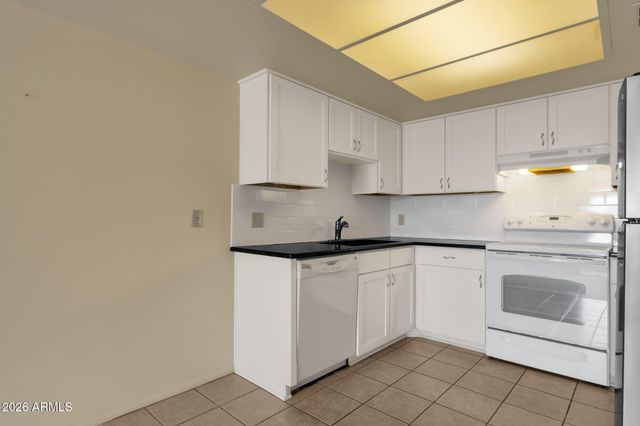 7830 E CAMELBACK Road 706, Scottsdale, AZ 85251