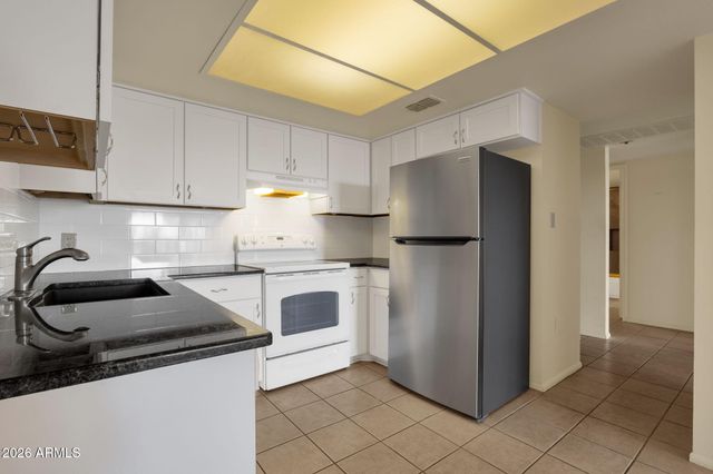 7830 E CAMELBACK Road 706, Scottsdale, AZ 85251