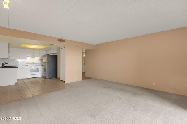 7830 E CAMELBACK Road 706, Scottsdale, AZ 85251