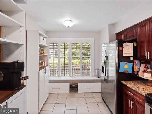 8324 2ND AVE, Vienna, VA 22182