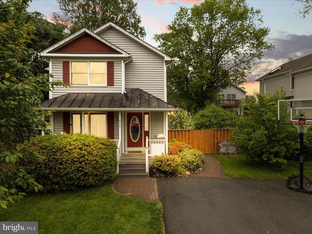 8324 2ND AVE, Vienna, VA 22182