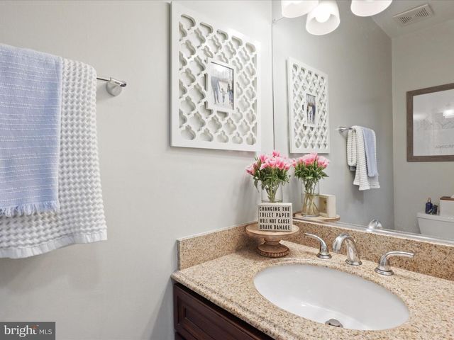 8324 2ND AVE, Vienna, VA 22182