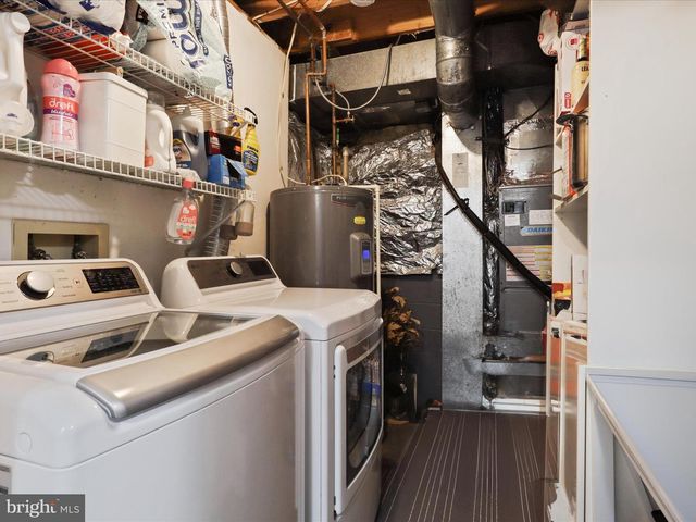 8324 2ND AVE, Vienna, VA 22182