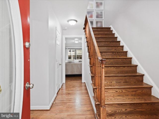 8324 2ND AVE, Vienna, VA 22182