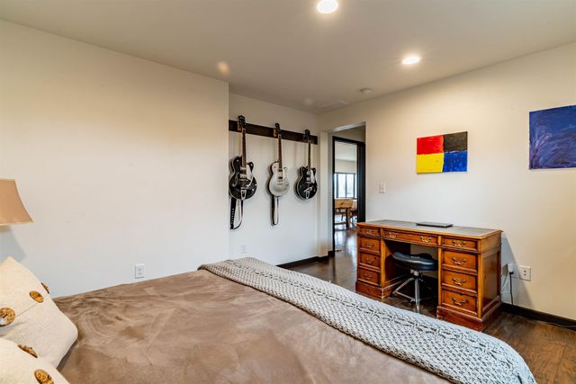 204 C Avenue, Grundy Center, IA 50638