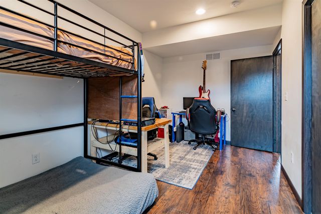 204 C Avenue, Grundy Center, IA 50638