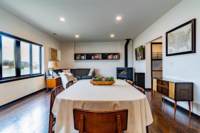 204 C Avenue, Grundy Center, IA 50638