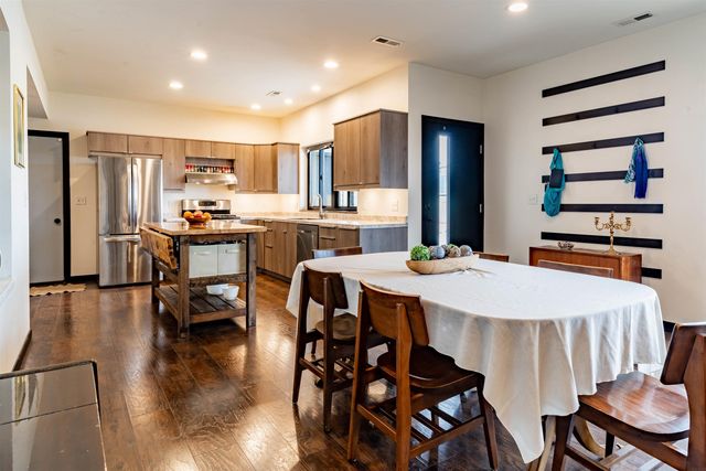 204 C Avenue, Grundy Center, IA 50638