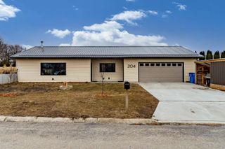 204 C Avenue, Grundy Center, IA 50638