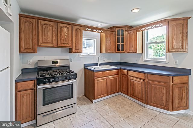 3904 ELMWOOD ST, Wilmington, DE 19808