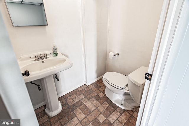 3904 ELMWOOD ST, Wilmington, DE 19808