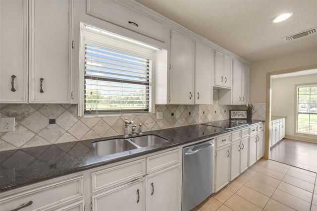 18120 County Road 127, Pearland, TX 77581