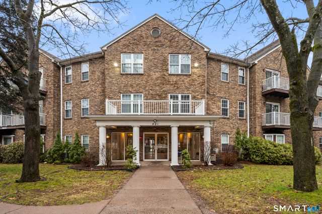 421 Tolland Street 217, East Hartford, CT 06108