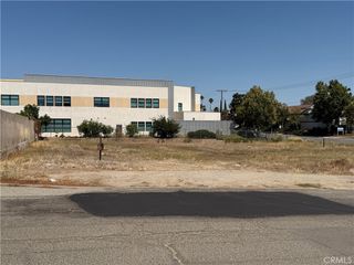 6559 Arlington Avenue, Riverside, CA 92504
