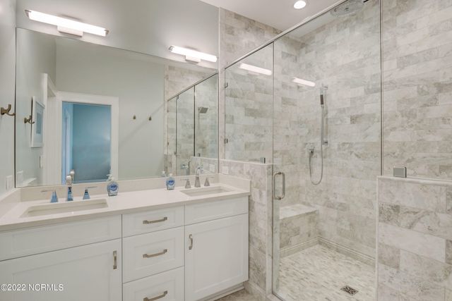 5 Oyster Catcher Road, Wilmington, NC 28411