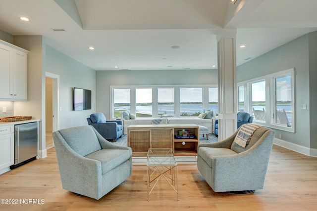 5 Oyster Catcher Road, Wilmington, NC 28411