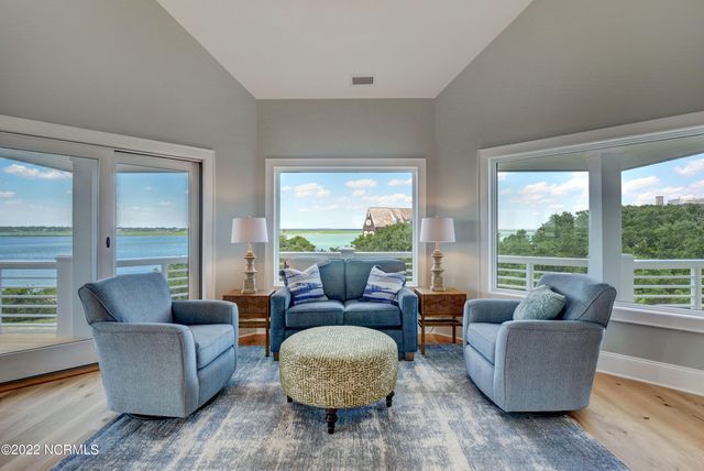 5 Oyster Catcher Road, Wilmington, NC 28411