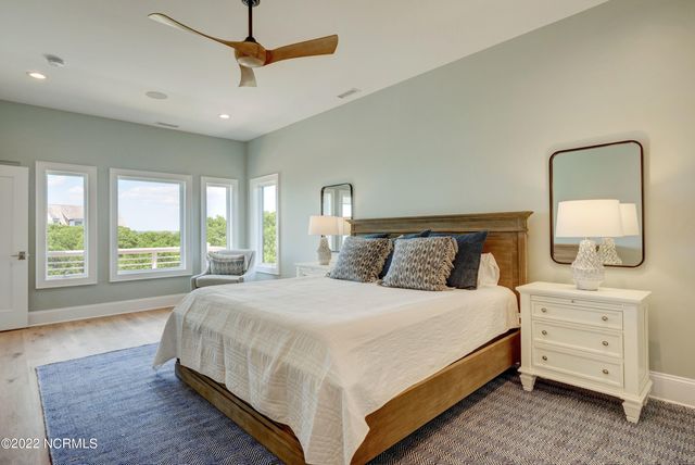 5 Oyster Catcher Road, Wilmington, NC 28411