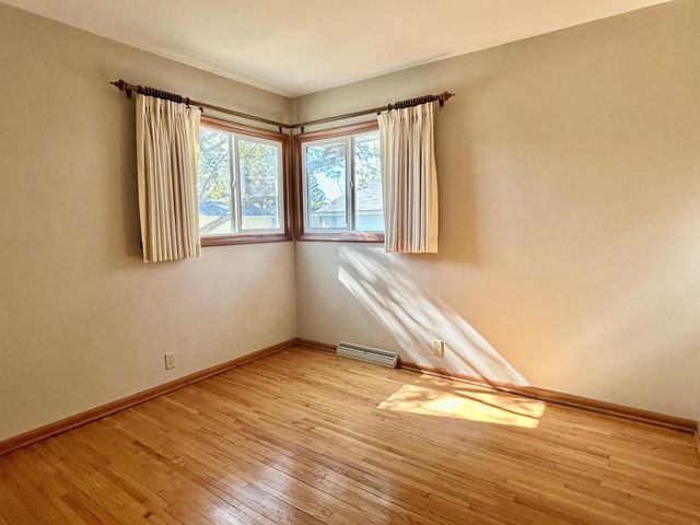 306 Madison Avenue S, Edina, MN 55343