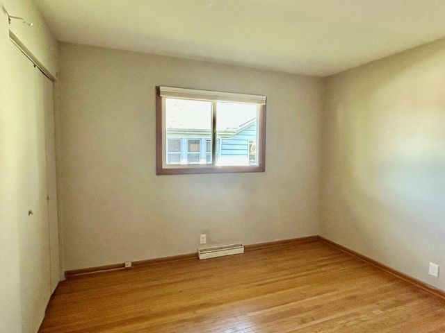 306 Madison Avenue S, Edina, MN 55343