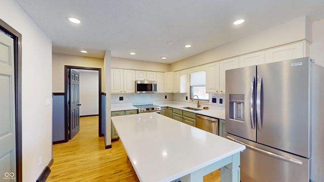 1054 Cambridge Drive, Greenwood, IN 46142