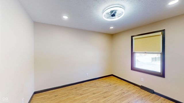 1054 Cambridge Drive, Greenwood, IN 46142