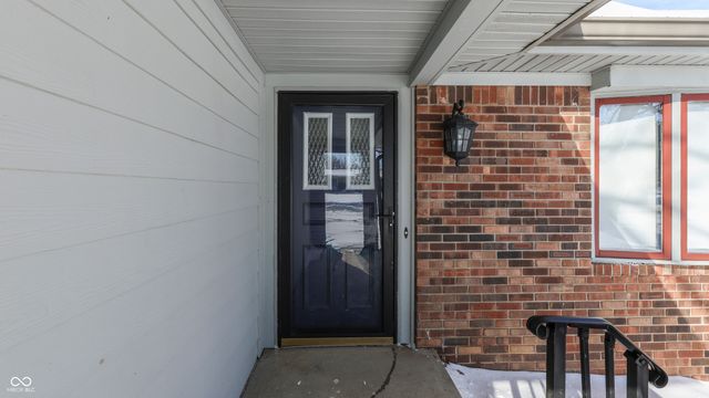 1054 Cambridge Drive, Greenwood, IN 46142