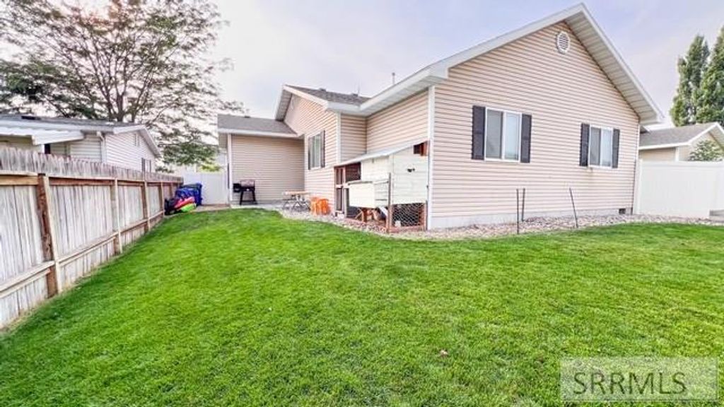 Image 24 of property listing at 115 S 4th W, Rexburg, ID 83440