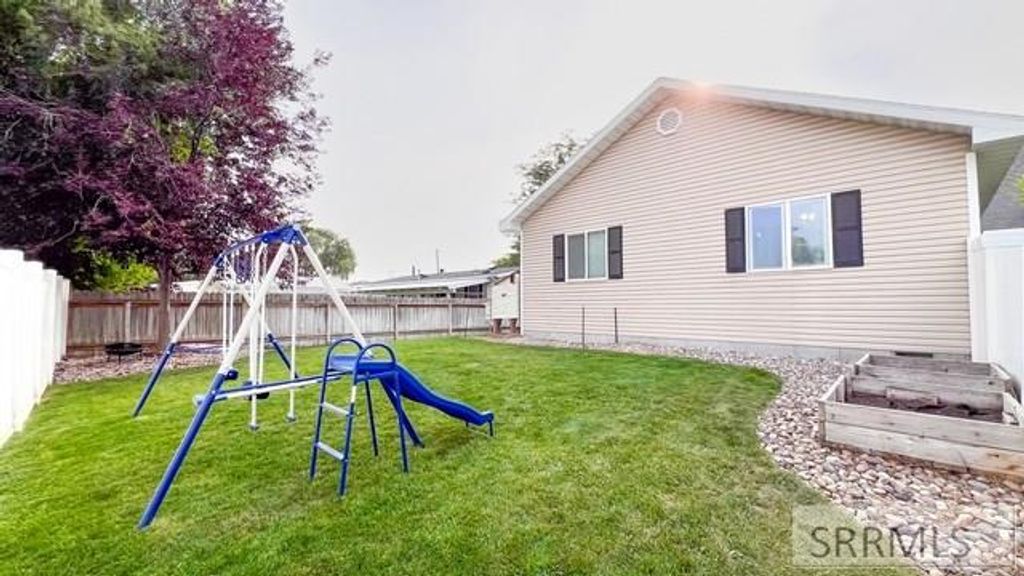 Image 27 of property listing at 115 S 4th W, Rexburg, ID 83440