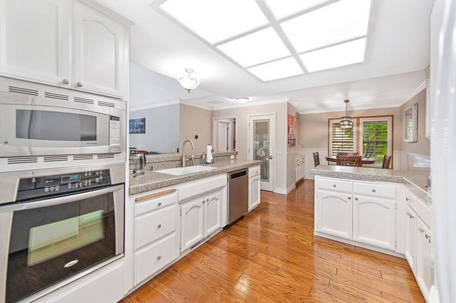 6722 Pera Dr, Rancho Murieta, CA 95683