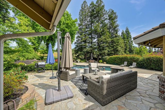 6722 Pera Dr, Rancho Murieta, CA 95683