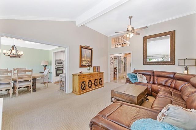 6722 Pera Dr, Rancho Murieta, CA 95683