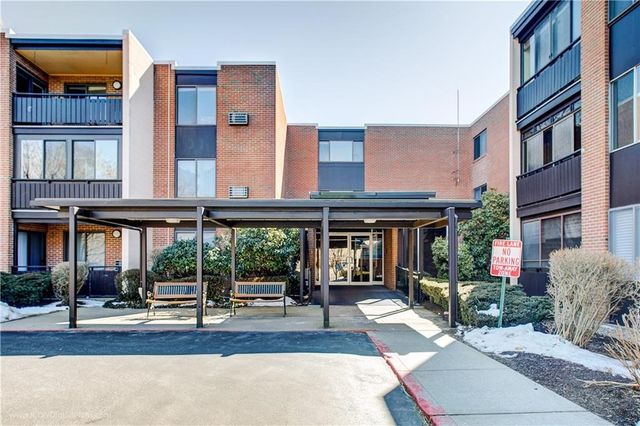 401 Bellevue Avenue 303, Newport, RI 02840